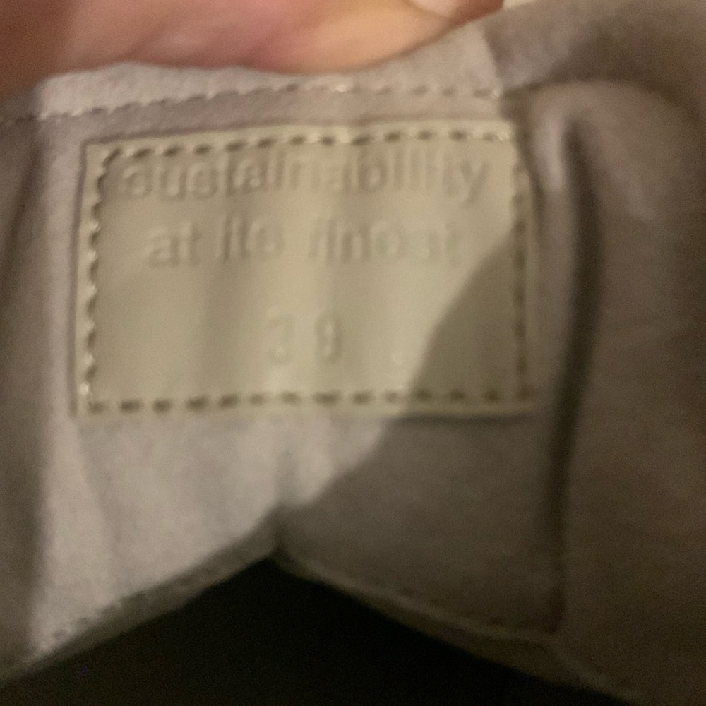 YATAY women’s size 39 (8.5) Brand new!  Vegan leather  approx 10.5 inches long. - Picture 6 of 8